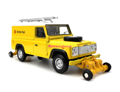 1:76 Yellow Land Rover Defender 90 British Rail Model Diecast Metal Car