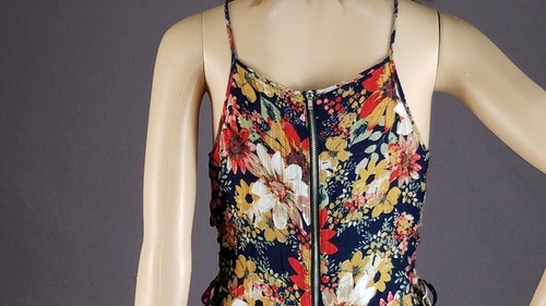 Love Tree Romper Sleeveless Open Side Detail Blue Floral Size S - Picture 6 of 11
