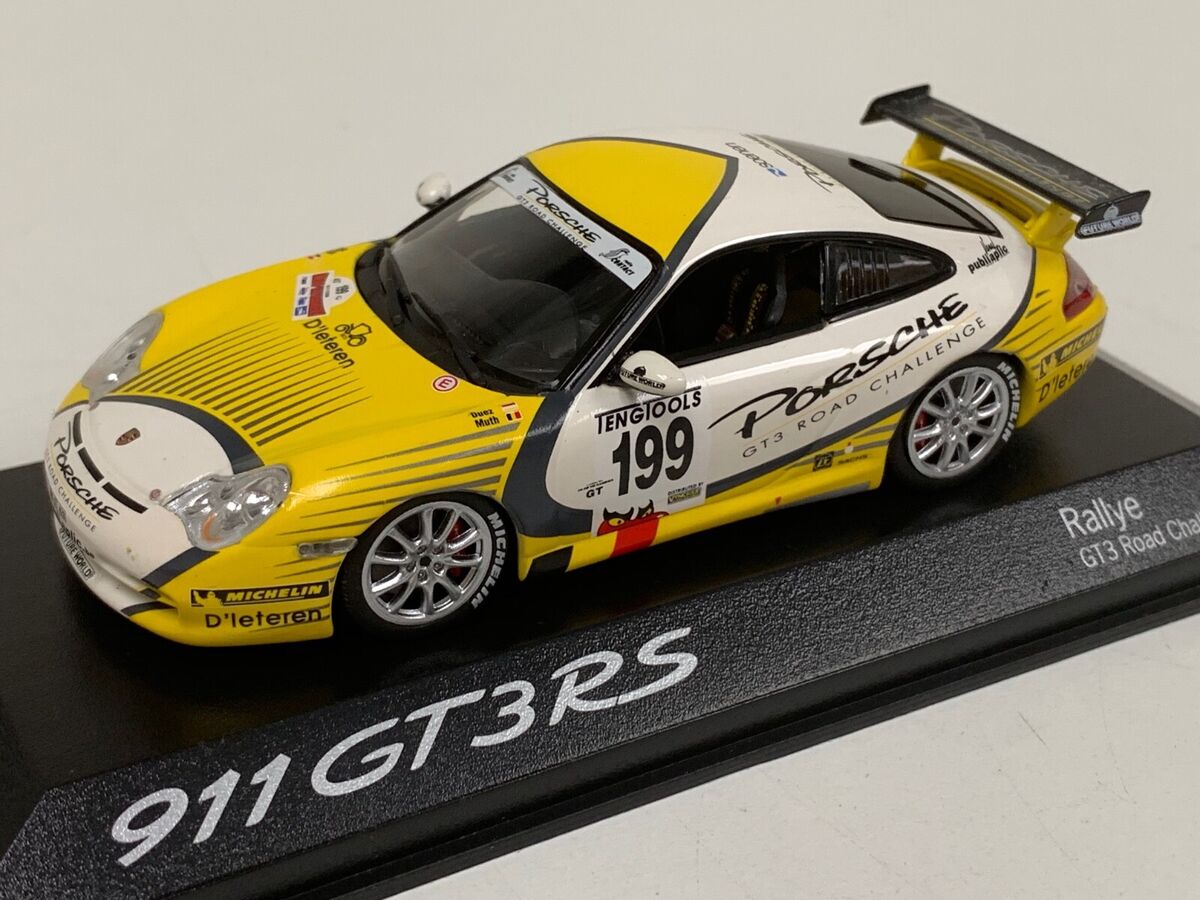 1/43 Minichamps Porsche 911 GT3 RSR Presentation Dealer 1/43 Minichamps Porsche 911 GT3 RSR Presentation Dealer