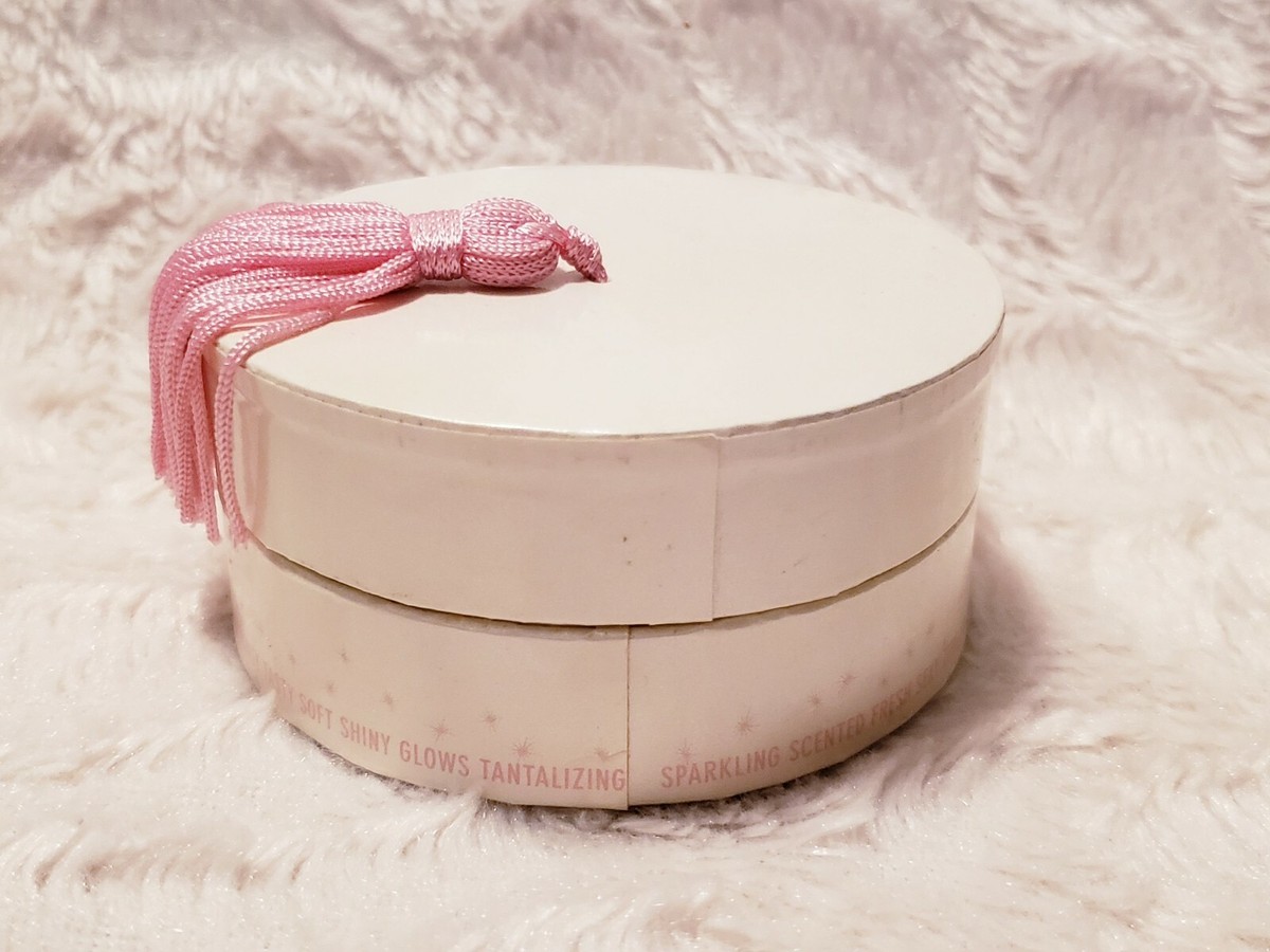 URBAN DECAY Peppermint Sparkly Sweet Body Powder Lickable