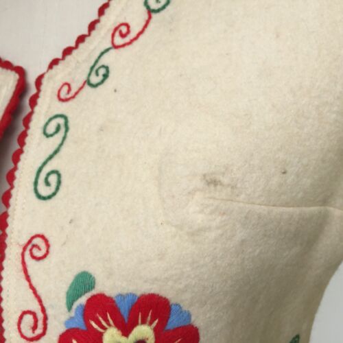 Vtg Hungarian Folk Vest Woman's Hand Made Embroidery Felt Vesr One of a Kind S - Picture 11 of 12