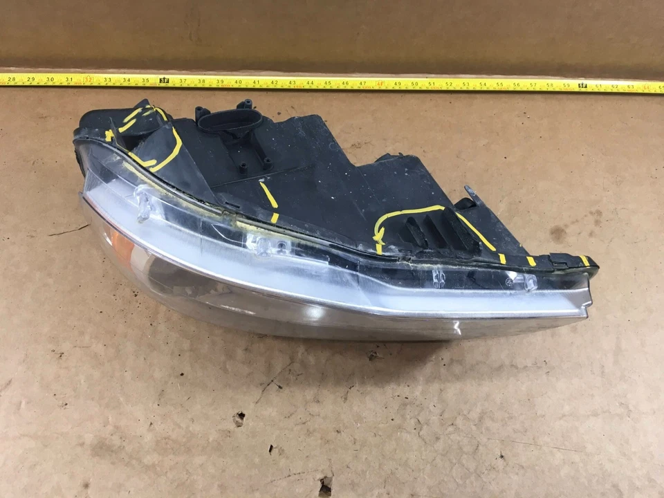 Левая передняя фара для Dodge Grand Caravan 2016–2019 годов от оригинального производителя 05113337AG. - Изображение 2 из 4