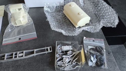 1/43 HAXO KIT A MONTER BERLIET GDM PINARDIER TRANSPORTS CORDIER PEU COURANT MIB - Picture 2 of 3