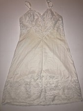 Vintage Vanity Fair Size 36 Medium Nylon Lace Cream Slip Nighty Lingerie