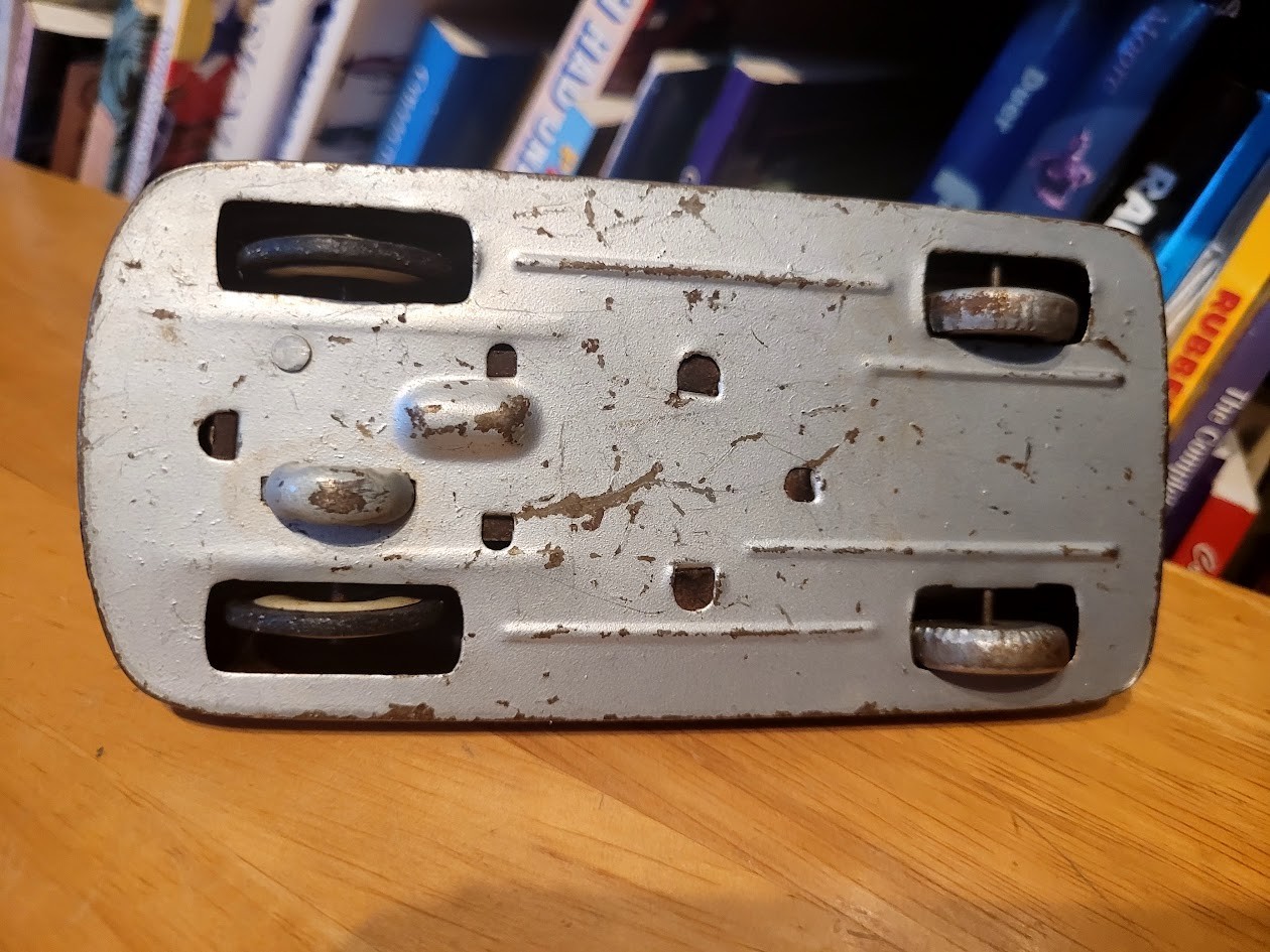 VERY NICE VINTAGE 1950s CRAGSTAN TIN LITHO FRICTION FIRE CHIEF CAR