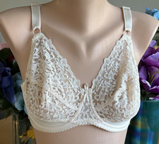 Wacoal 32DD Ivory Satin Lace TAPESTRY Softcup Underwire Bra 85109