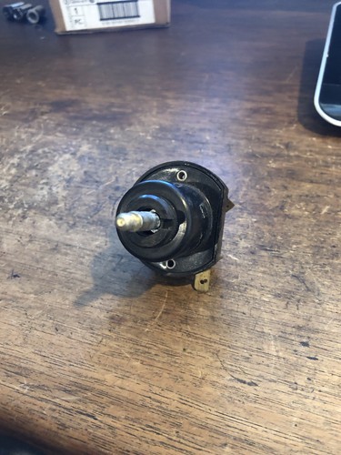 1958 - 67 VW Bug Ghia headlight switch 68-70 VW Bus transporter light switch - Picture 2 of 5