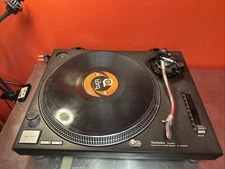 Technics SL1210MK2 Direct Drive DJ Turntable! Broke Tone Arm! Free Shipping!