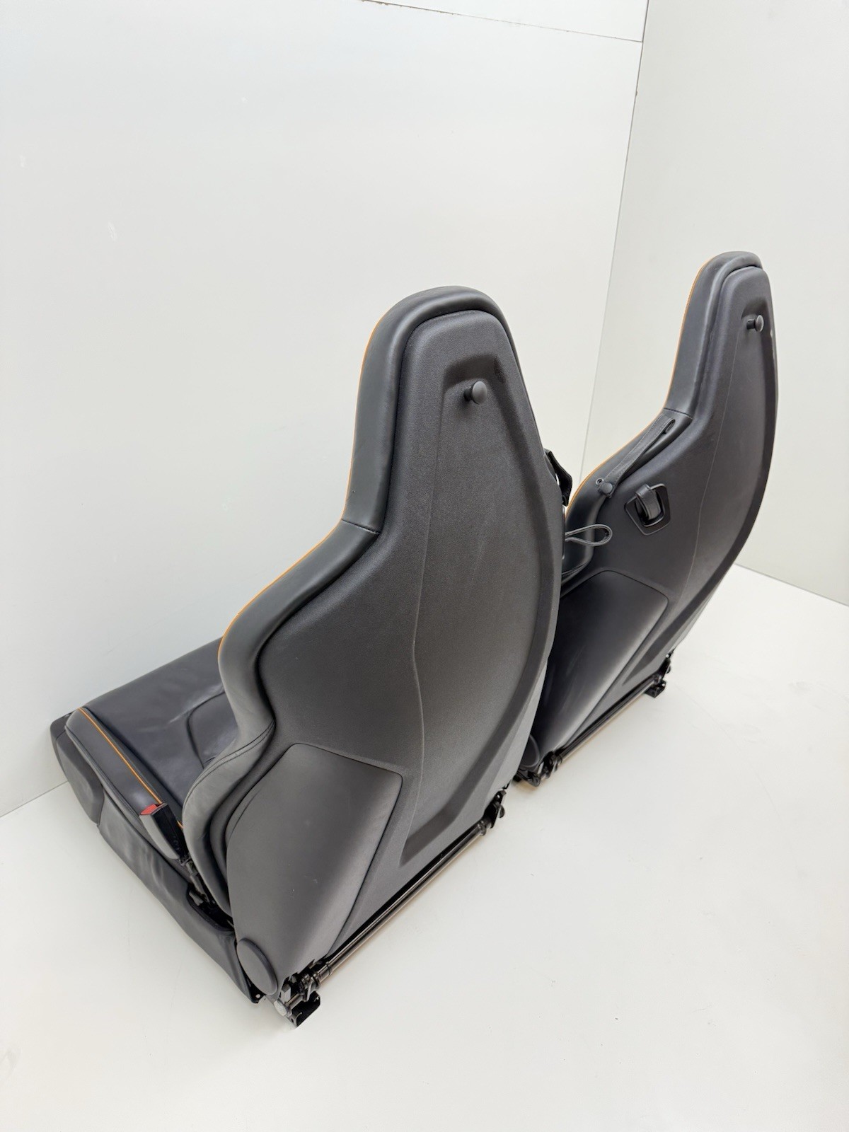 2015-2016 MCLAREN 650S FRONT SEATS MEMORY, HEATED, POWER  ORANGE ACCENT LINE OEM