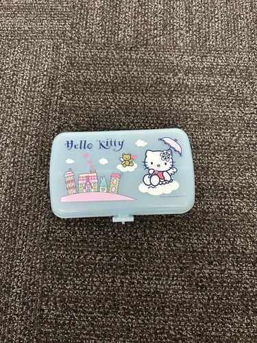 Sanrio Hello Kitty Angel Wings Blue Plastic Trinket Box Storage Case Lid Latches
