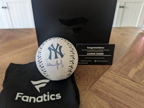 Aaron Judge Fanatics Under Wraps Autographed Baseball Yankees