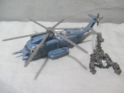 Transformers BLACKOUT & SCORPONOK Cyberverse Commander Class Dark of the Moon