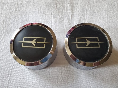 VTG OLDSMOBILE RALLY RIM CENTER CAPS (2) - USED/FAIR - Picture 13 of 17