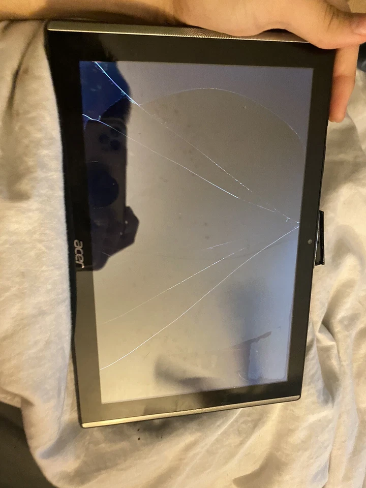 Acer Iconia One 10 B3-A40-K5S2 32 GB, Wi-Fi, 10,1 pulgadas - negro Foto 3 de 4