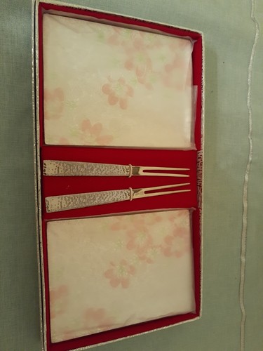 Cloisonné Plate Set of 2 Plates with Forks - Plum Blossom Design, 12.5cm, Used - Picture 10 of 14