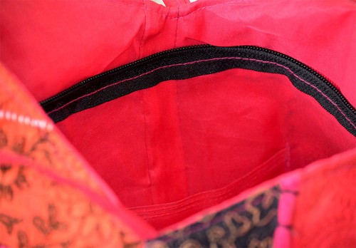 Bolso bandolera con parches bordados a mano vintage hecho a mano, bolso de hombro rosa intenso - Imagen 4 de 6