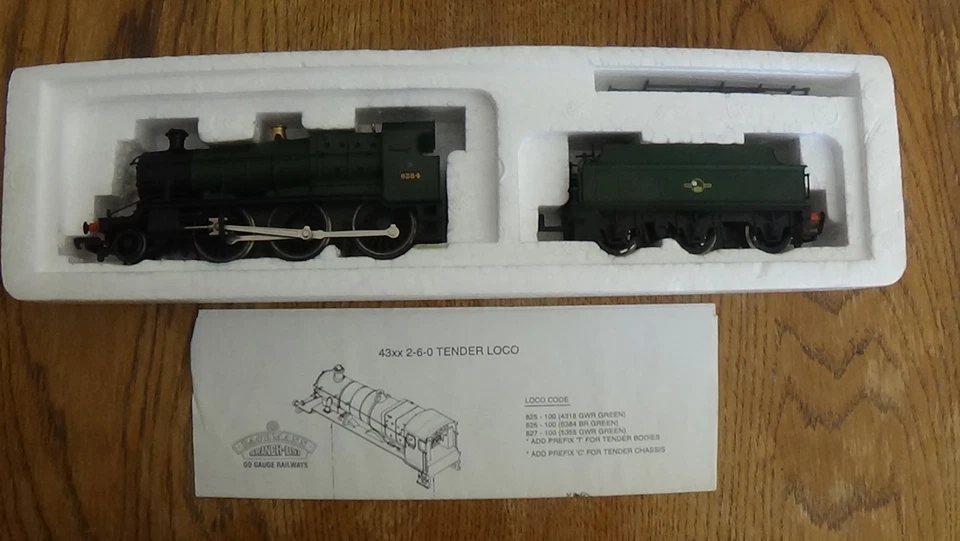 BACHMANN 31-826 OO GAUGE BR Plain Green CLASS 43xx 2-6-0 TENDER LOCO No. 6384 - Image 4 of 4