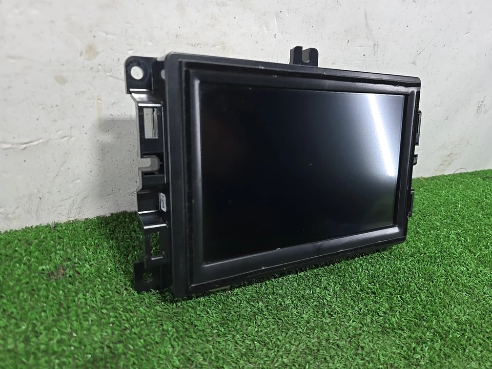 AUTORADIO 7" JEEP RENEGADE.  - Immagine 2 di 4