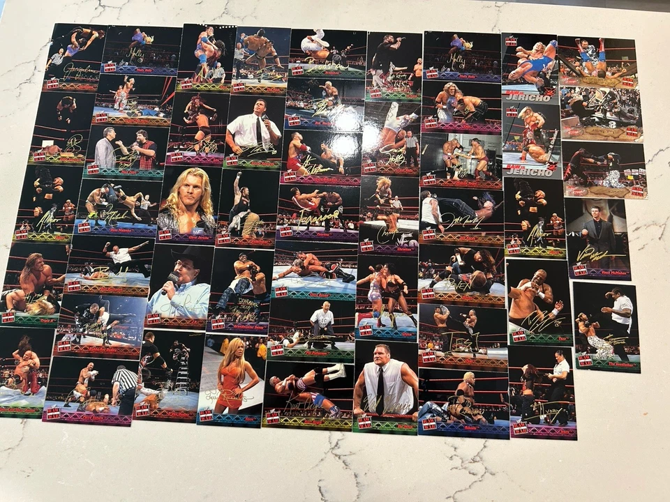Lote de 50 cartas Fleer WWF 2001 Raw Is War Foto 2 de 4