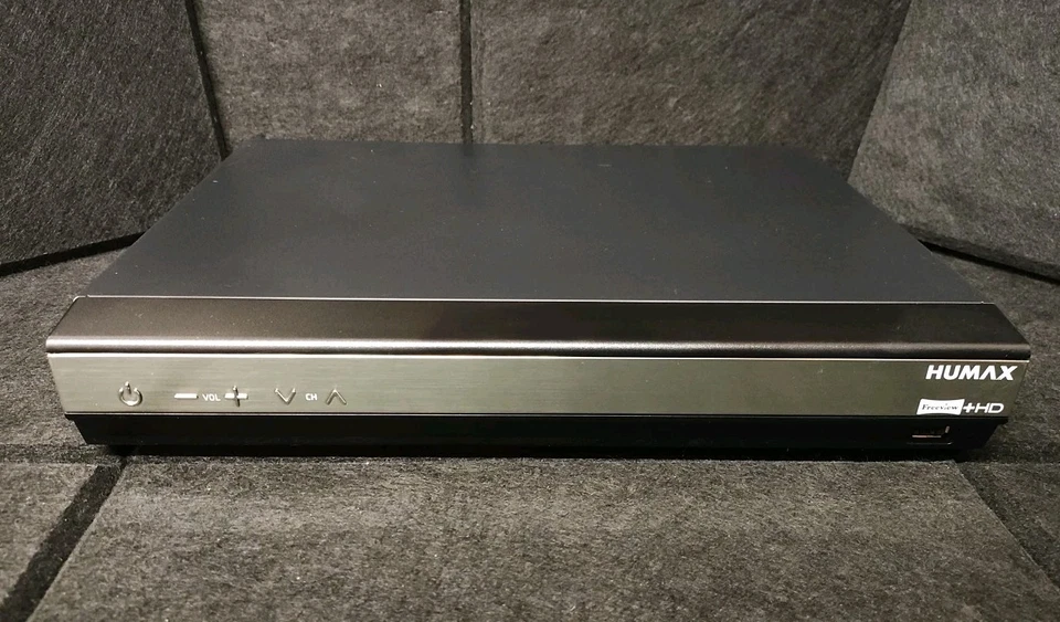 Humax HDR-2000T Freeview HD TV-Recorder 500GB NUR GERÄT - GETESTET 