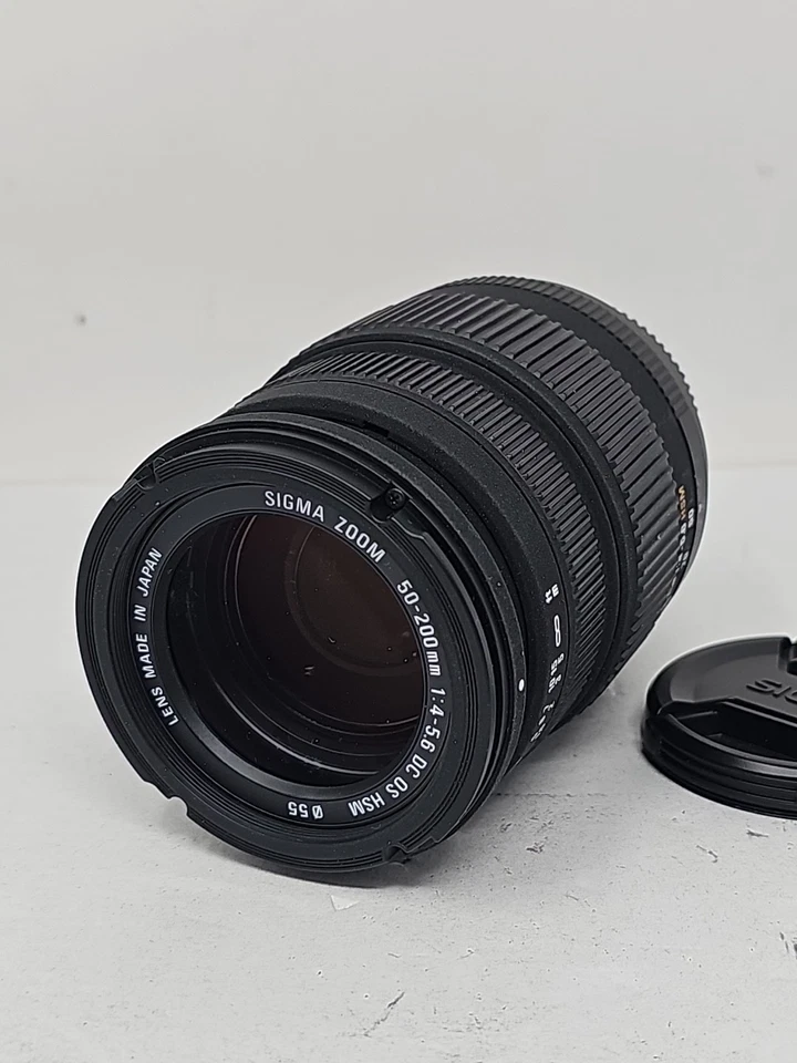 Sigma DC 50-200mm f/4.0-5.6 HSM Camera Lens For Nikon  - Image 3 of 4
