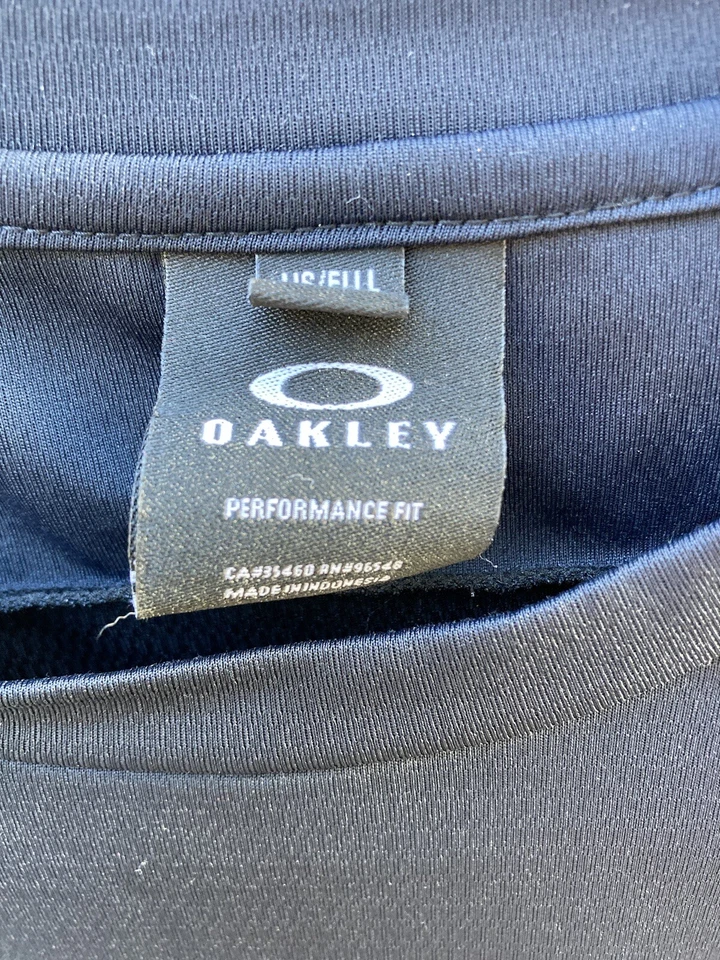 Para hombres Oakley Rash Guard Negro Logo LS L Surf Playa MMA Nylon Mecha Elástica Foto 4 de 4