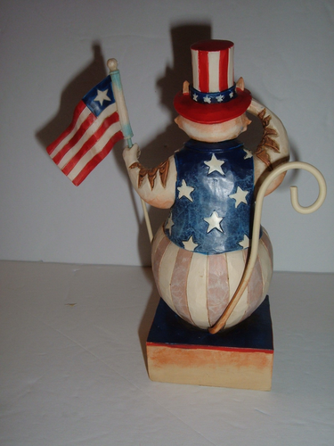 Jim Shore “Stars And Stripes Salute” Patriotic Cat Holding Flag 4th of July NEW - Picture 8 of 10