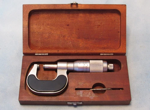 Vintage Mitutoyo 0-1" Non-Rotating Spindle, Carbide, Micrometer   106-102   Rare