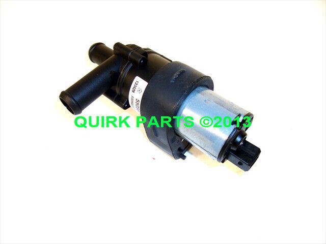 Bomba de agua del motor delantero para Dodge Durango 2001-2003 (N/P 55056055AA)
