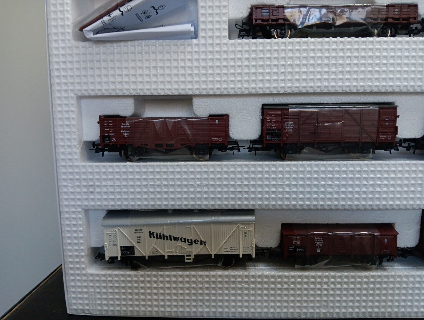 Picture 3 of 11