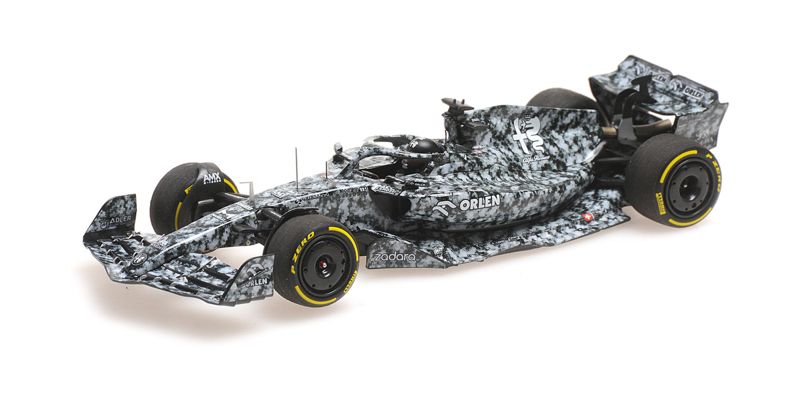 Minichamps 1:43 ALFA ROMEO C42 GUANYU ZHOU TESTING BARCELONA 2022