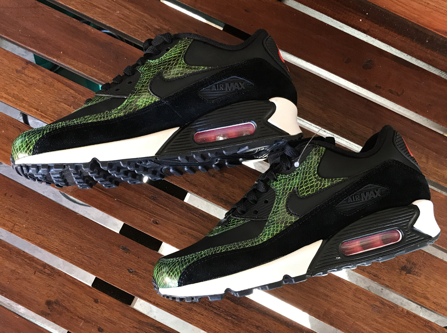 green python air max 90