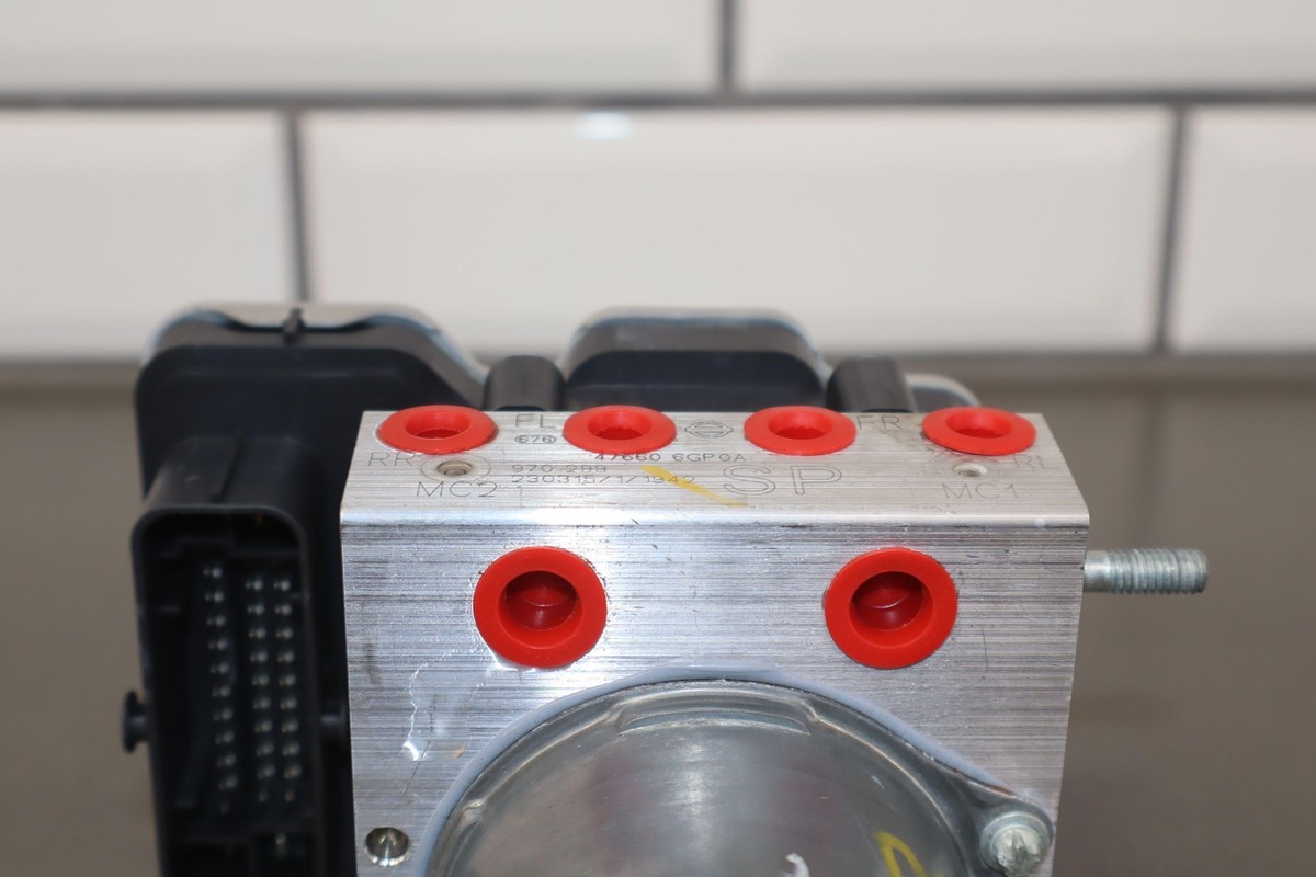 n2b と 47624572 | Filter Strainer | CASE Construction | MyCNH US Store