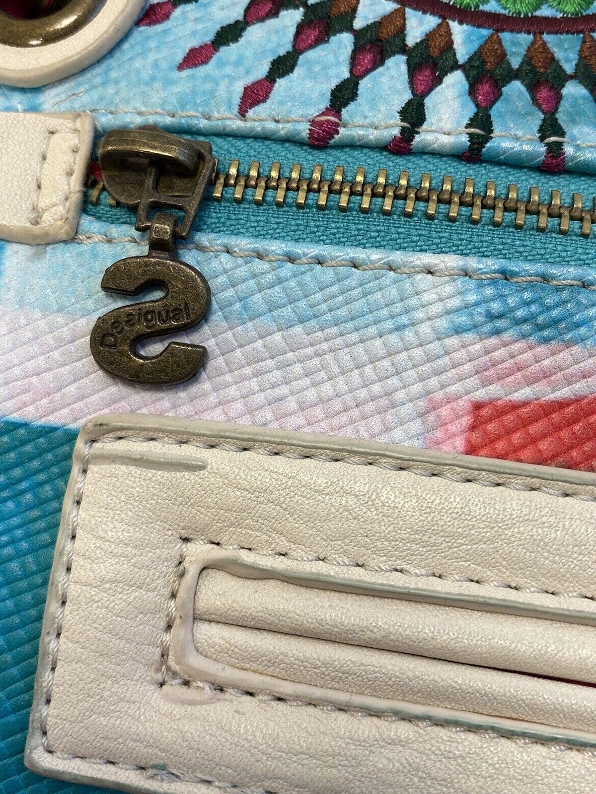 Foto 5 di 6