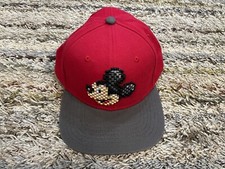 Disney Parks Mickey Mouse Kids Youth 55cm Baseball Cap-Red Snapback Pixelated