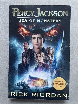 Percy Jackson and the Sea of Monsters by Rick Riordan (in English)
