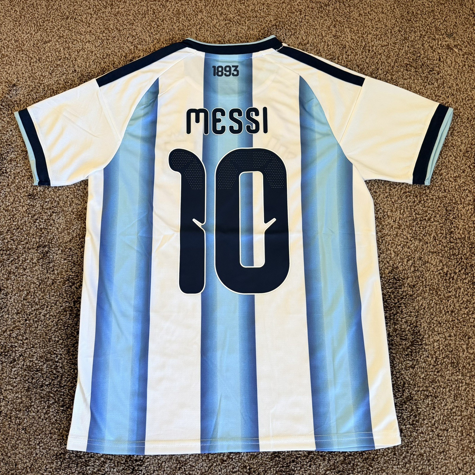 Argentina Home Soccer Jersey Leo Messi #10 Medium 