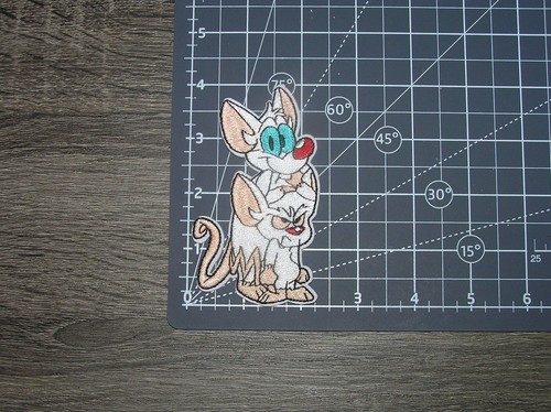 Pinky And The Brain Cartoon Mouse Characters Embroidered Iron On Patch 2.25" x 4 - Picture 2 of 2