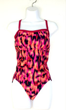 NWOT NIKE 1 PC Swimsuit Sz. M Flyback Burgundy Navy Magenta Abstract Op Art 02