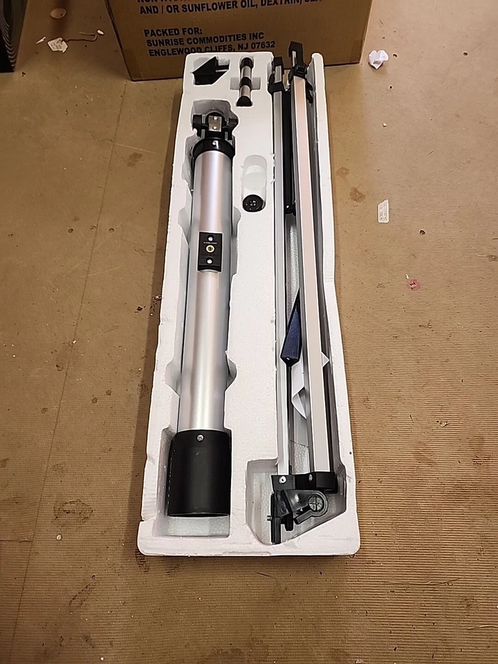 Vivitar Stars & Beyond  60X/120X Refractor Telescope Gently Used w/ Box. Free Sh - Image 4 of 4