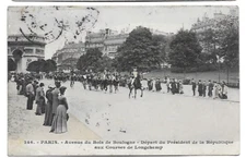 Old postcard PARIS departure of the President of the Republic 1907