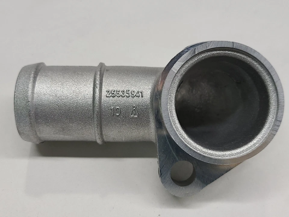 1988-1991 BUICK OLDSMOBILE LESABRE DELTA 88 OUTLET COOLANT 25535941 -  NEW OEM - Image 2 of 3