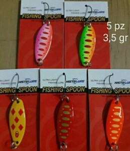 SCATOLA TROTA BASS 2,5 GRAMMI CUCCHIAINI ONDULANTE TROUT AREA KIT ONDULANTI