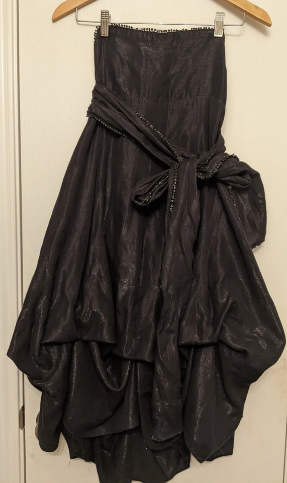 Vestido feminino 2 B RYCH metálico cintilante sem alças tamanho P (6-8) - Imagem 2 de 4