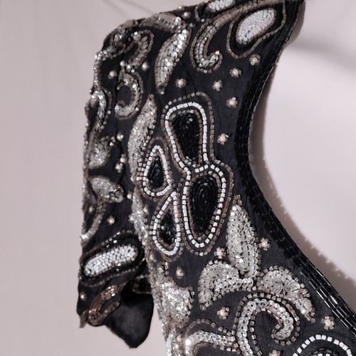 Lawrence Kazar Beaded Black and Silver Silk Party Dress Glamour -Imperfect - Picture 10 of 24