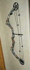 RIGHT HAND PARKER TRAIL BLAZER COMPOUND BOW 70# 26 "- 28" DRAW VERY GOOD SHAPE