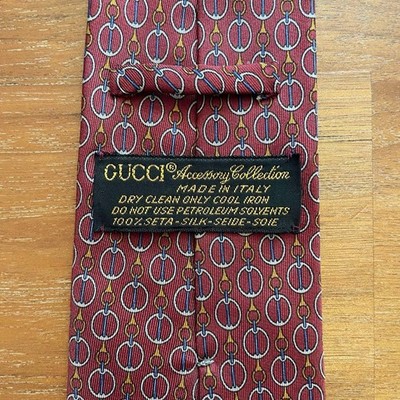 GUCCI Tie Wine red Geometric pattern 1970s - 1980s Vintage Men's Made in Italy