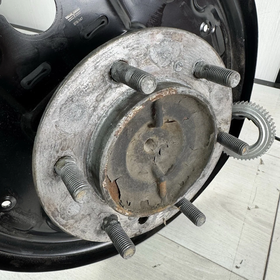 Eje trasero conductor izquierdo Dorman 926-147 para Toyota Tundra 00-06 Foto 4 de 4