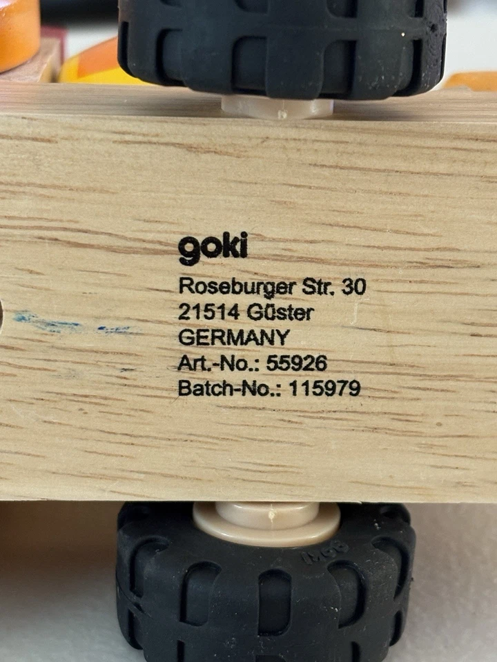 Mezclador de cemento de madera hecho en Alemania Goki 55926 Montessori construcción neumáticos de goma Foto 2 de 4