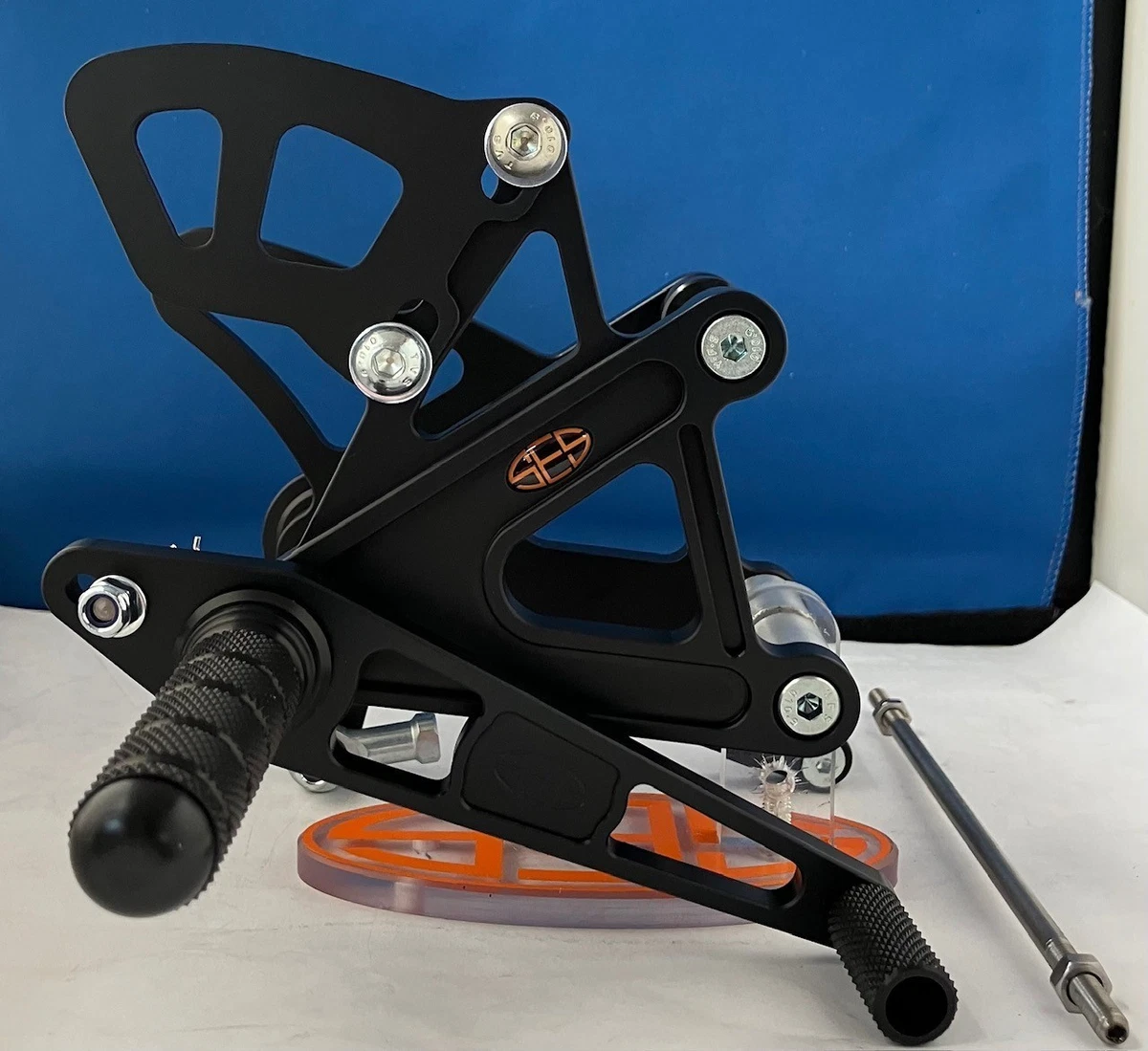 KAWASAKI ZX-7R (96-03) FIXED REARSETS (BLACK). RSK007-BK. | eBay UK